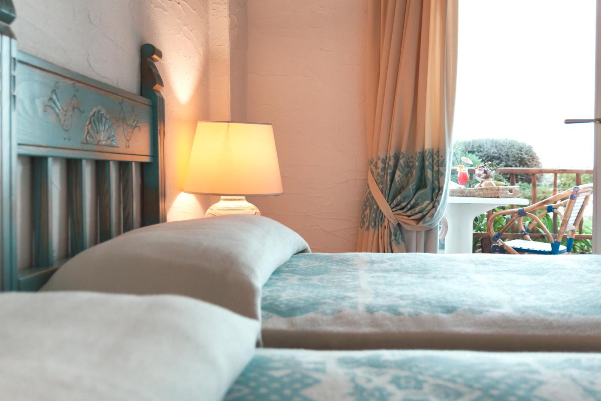Hotel Luci Di La Muntagna Porto Cervo Habitación foto